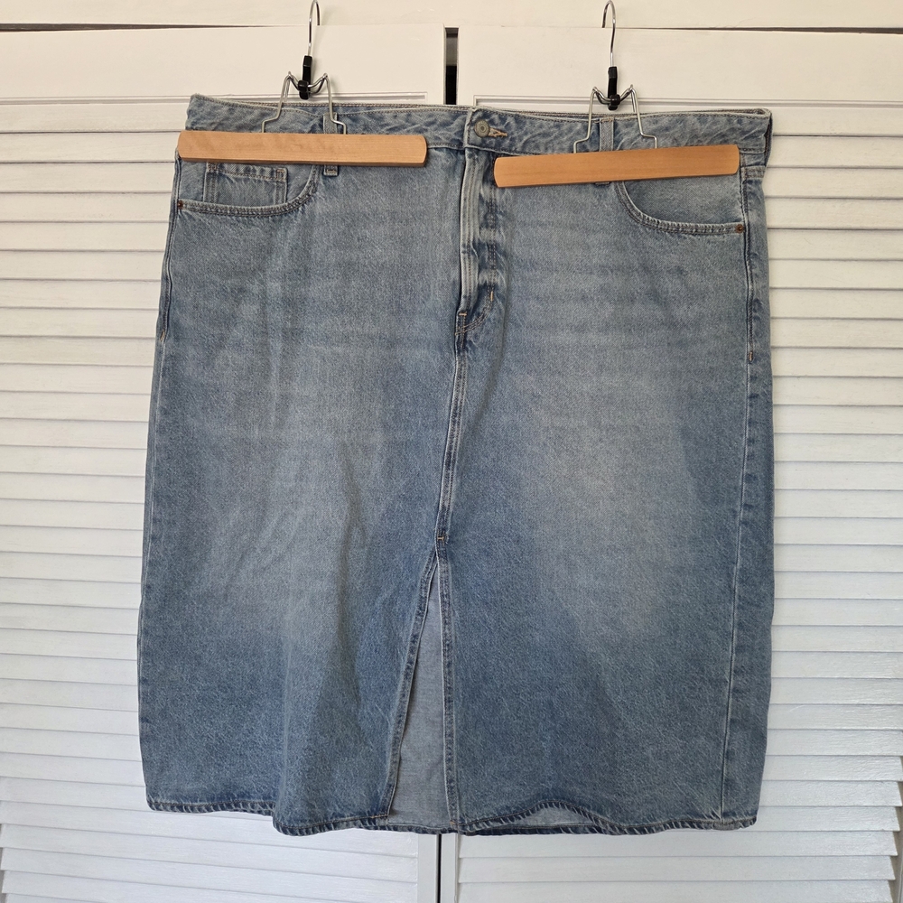 Old Navy Light Blue Denim Jeans